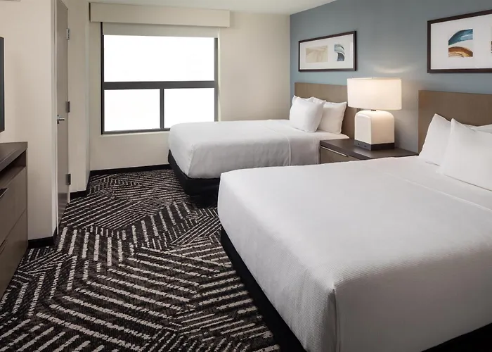 Hyatt House Royal Oak / Birmingham