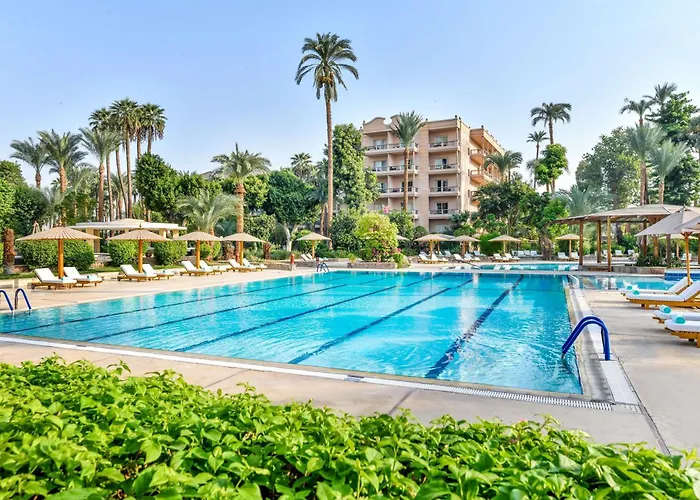 Pavillon Winter Luxor