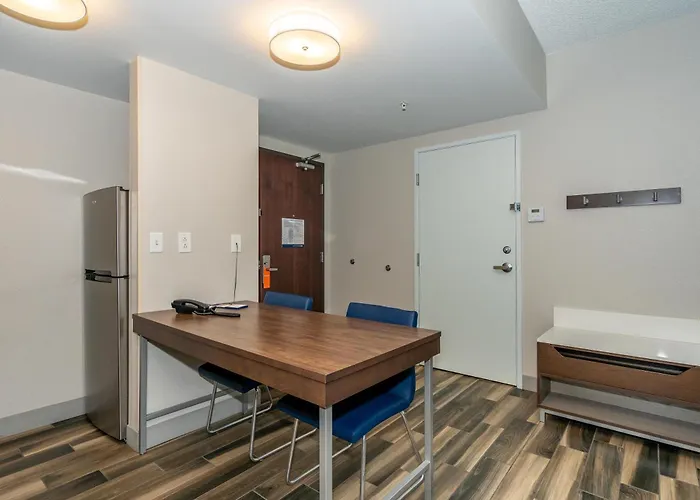 Hampton Inn & Suites Flagstaff - West