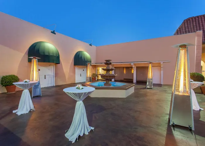 Ramada By Wyndham Fresno North