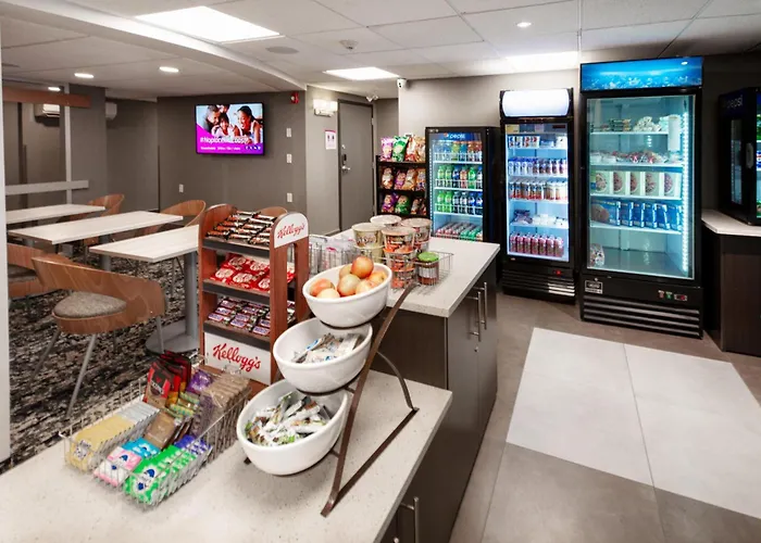 Coast Calgary Downtown Hotel & Suites By Apa