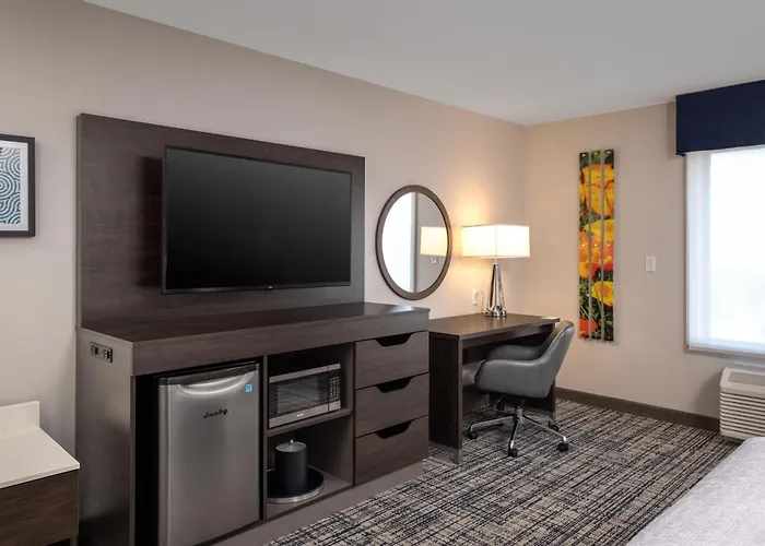 Hampton Inn & Suites Manteca