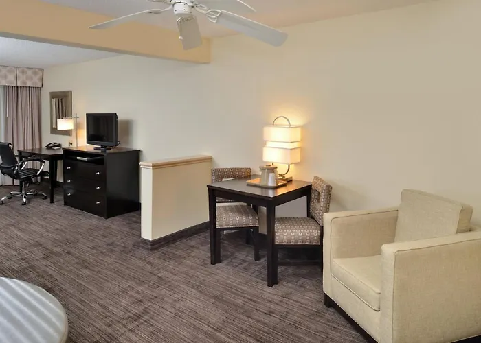 Holiday Inn Express Hotel & Suites-Saint Joseph By Ihg