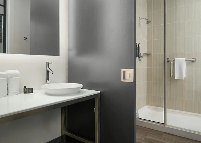 Aloft By Marriott Richmond West Short Pump