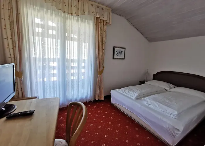 Garni Hotel Burgleitenhof