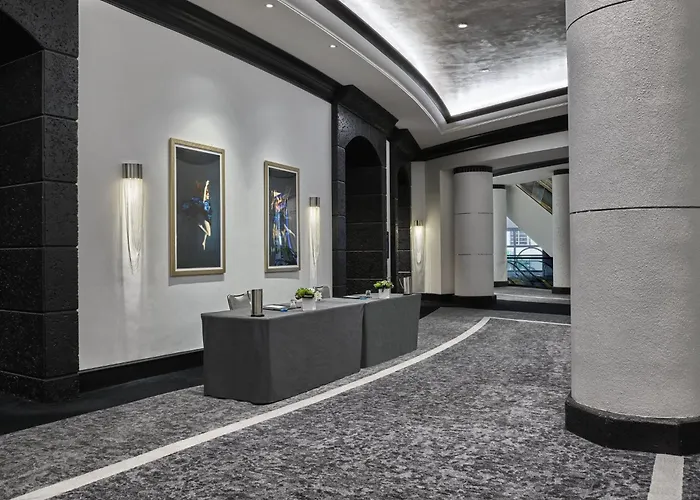 Loews Miami Beach Hotel