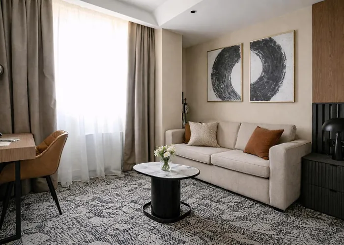 Hotel Hedonic