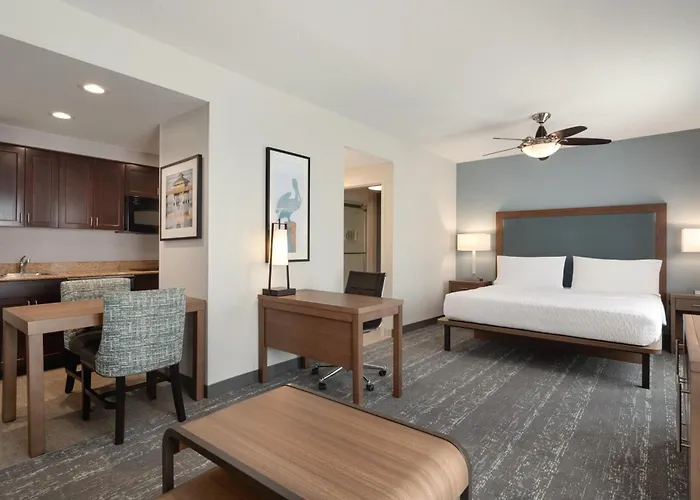 Homewood Suites Fort Myers Airport - Fgcu