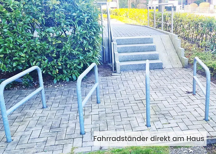 Strandliebe in Scharbeutz, stilvolle Ferienwohnung, 150m zum Strand! Sonnenbalkon, ruhig gelegen, kostenfreier Parkplatz, Fahrstuhl