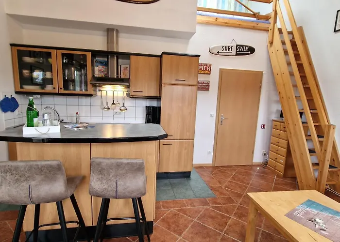 Fewo Wellenreiter Usedom 200 m zum Strand mit Balkon Parkplatz Wlan