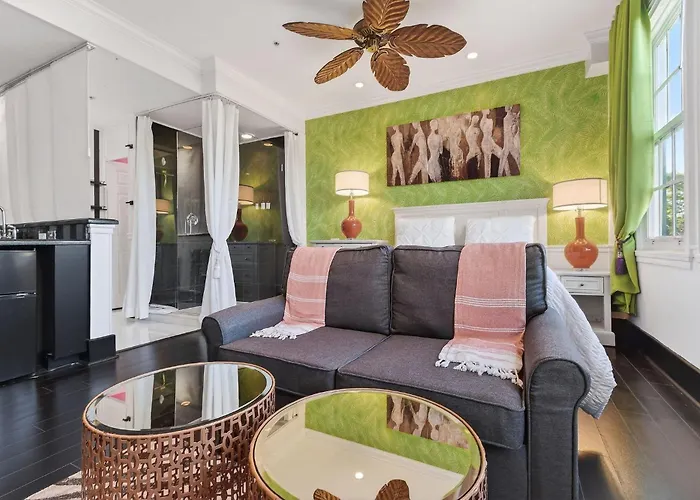 Orchid Suites - Historic Palm Beach Hotel Condominium