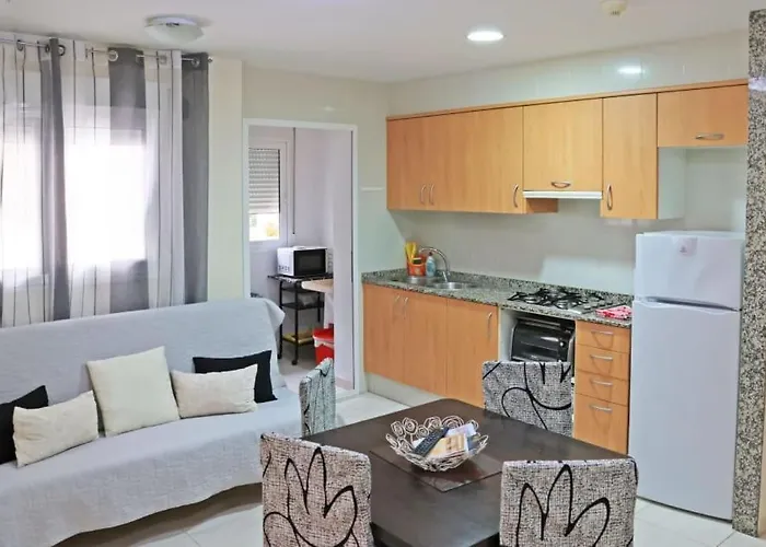 Agusti Hostal