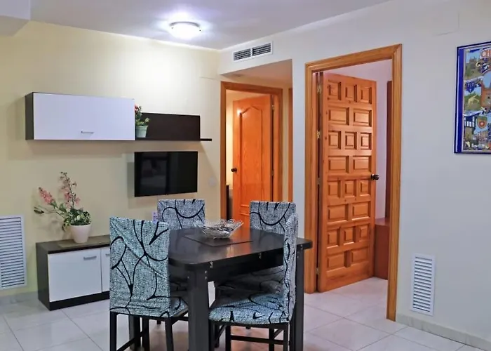 Agusti Hostal
