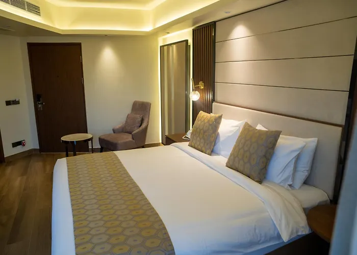 Ramada By Wyndham Cox'S Bazar Kolatoli Beach