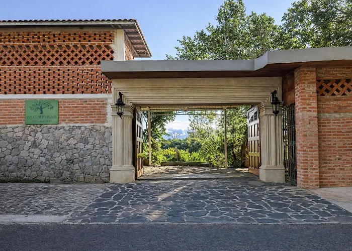 Los Cuatro Olivos Hotel Boutique