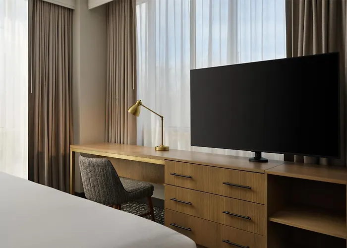 Doubletree By Hilton Greenville Airport