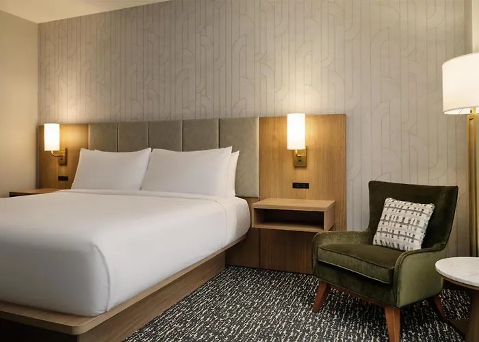Doubletree By Hilton Greenville Airport