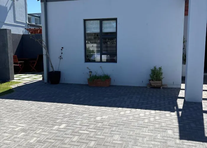 Studio Apartment In Cape Town