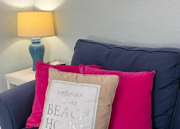 Tropical Beach Studio Getaway B