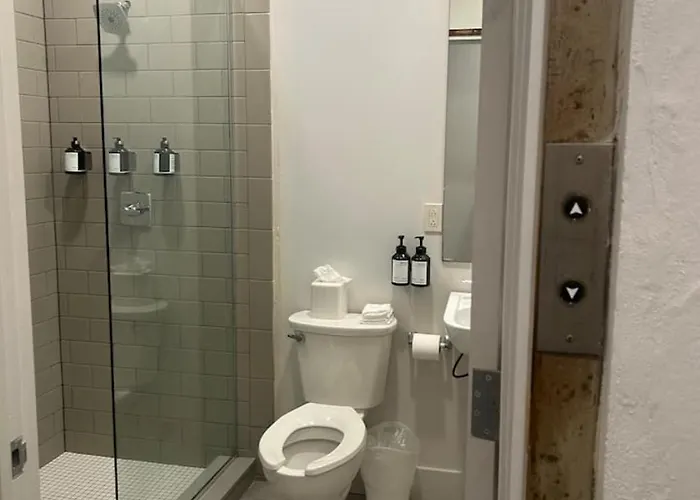 Ther Gregory Suite 101 Ada