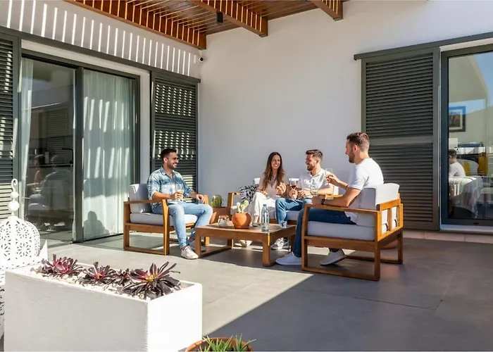 Long Stays # Beach 5Min # Sea Views # Eco-Friendly