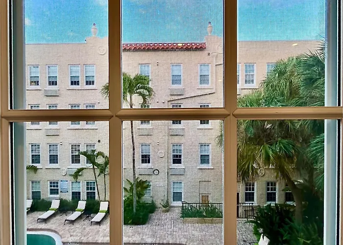 The Green Room - Poolview, Parking Spot, 24X7 Reception Desk At 1920S Historic Residence On Palm Beach Island