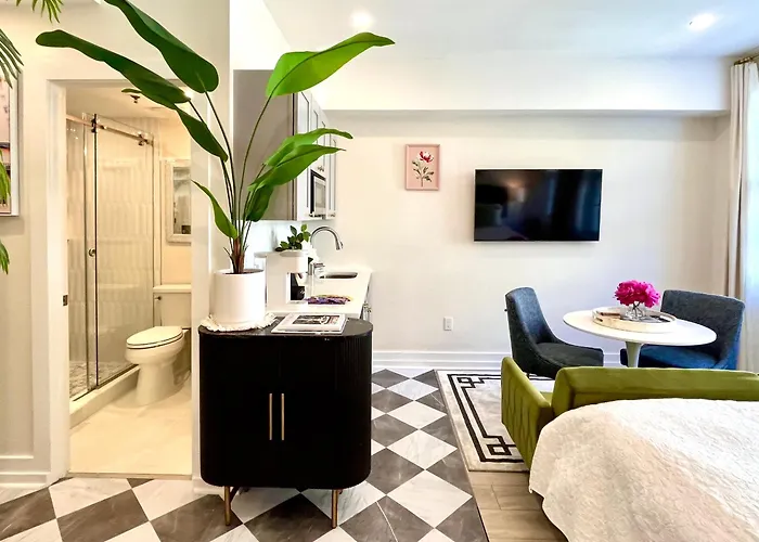 The Green Room - Poolview, Parking Spot, 24X7 Reception Desk At 1920S Historic Residence On Palm Beach Island