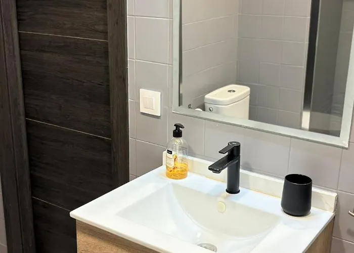 Apartamento con piscina, playa y cerca de Valencia