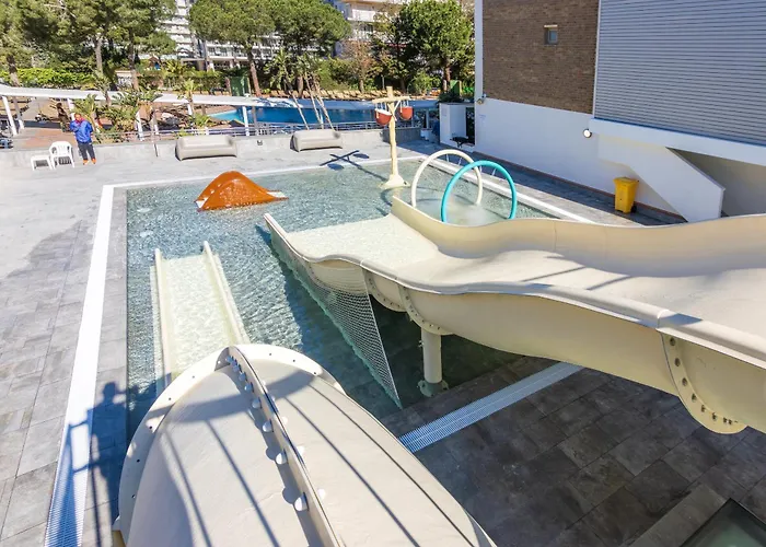 Golden Port Salou & Spa