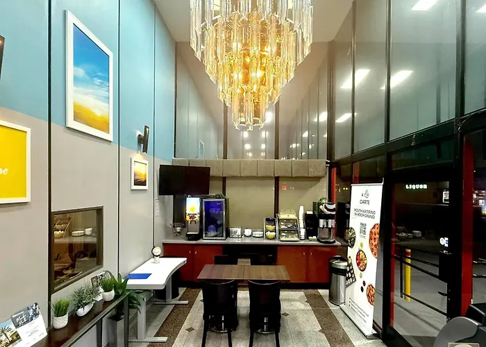 Days Inn By Wyndham Los Angeles Lax Airport Stadium Area