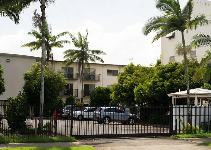 Heritage Cairns Hotel