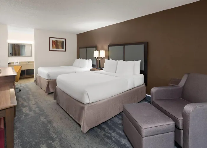 Wyndham Garden Detroit Metro Airport