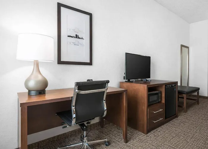 Comfort Suites Baymeadows Near Butler Blvd
