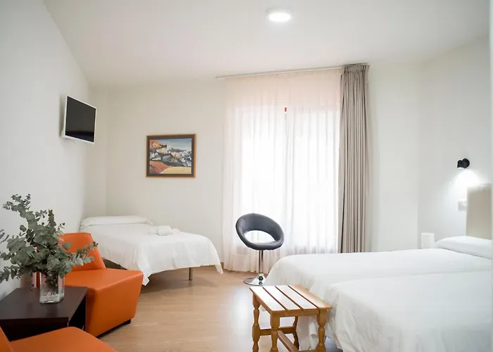 Hotel Montanes
