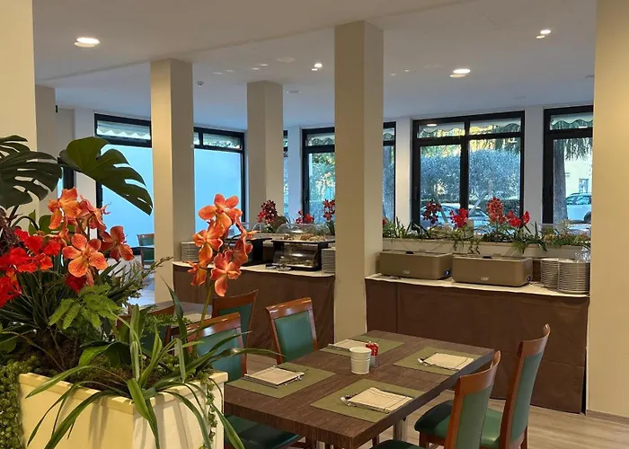 Hotel Bel Sito Peschiera - Be Happy Hotels