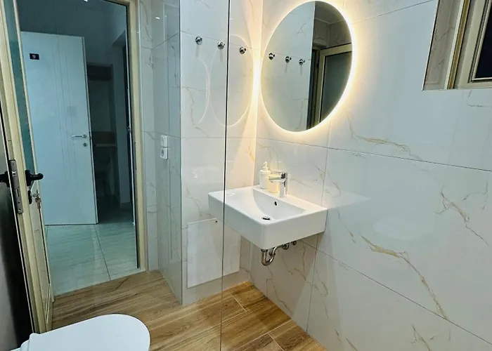 Foti Rooms