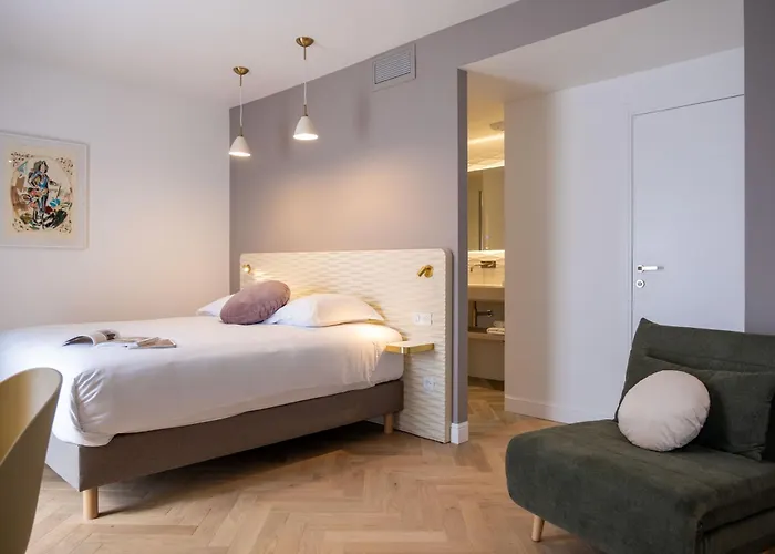 Hotel Le XIX