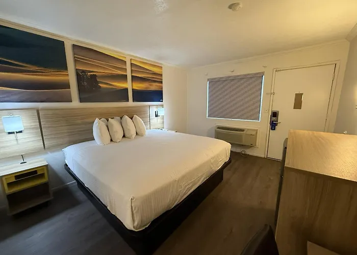 Days Inn By Wyndham Victorville - Hesperia I-15 Palmdale Road