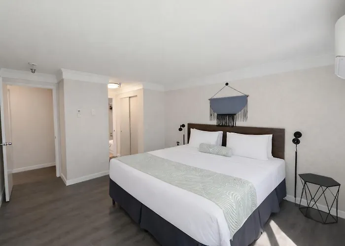 Friday Harbor Suites
