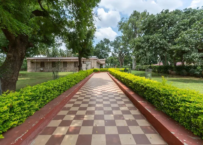 Kstdc Hotel Mayura Chalukya, Badami
