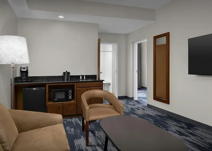 Fairfield By Marriott Inn And Suites Winston-Salem Hanes Mall