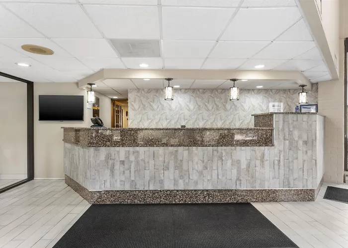Best Western Braddock Inn