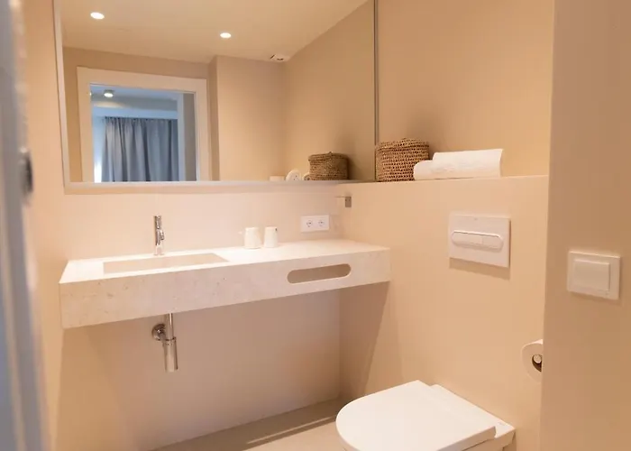 Hotel Roca Plana