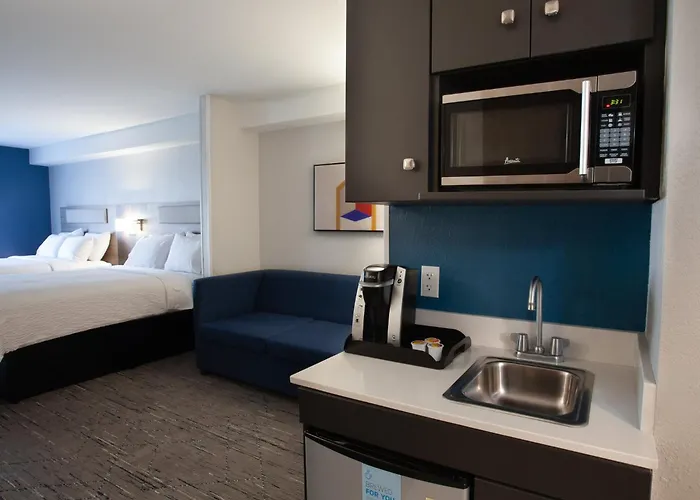 Holiday Inn Express & Suites Logan By Ihg