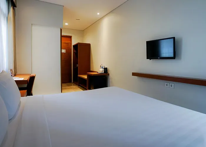 Grand Whiz Hotel Nusa Dua Bali