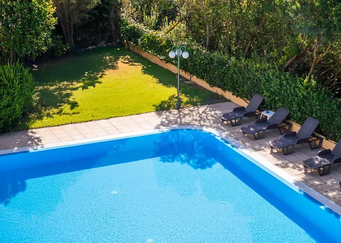 Hotel Cala Dei Pini