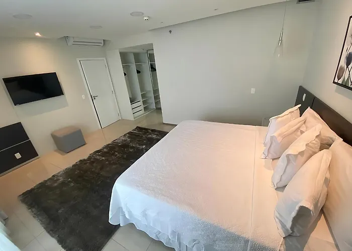 Tropical Executive Hotel