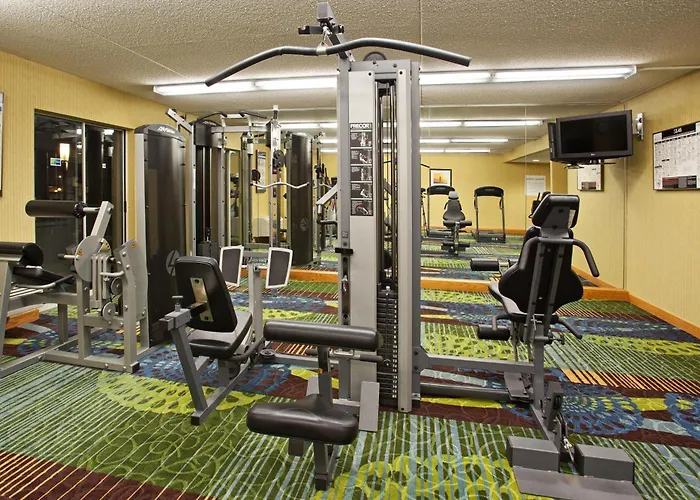 Holiday Inn Express Hotel & Suites Pittsburgh Airport By Ihg