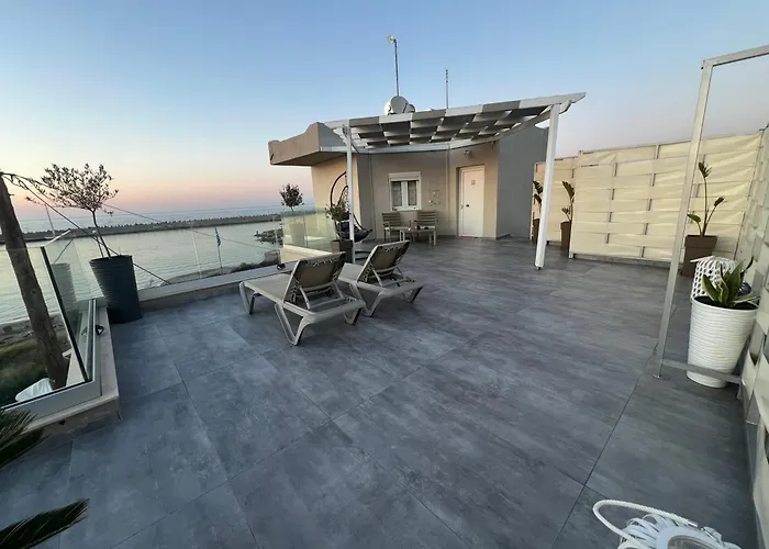 Sea View Apts & Suites By Pachiplex