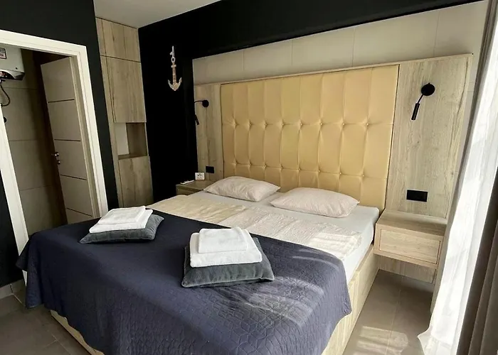"Echo" B&B Rooms, Boutique Beach Hotel